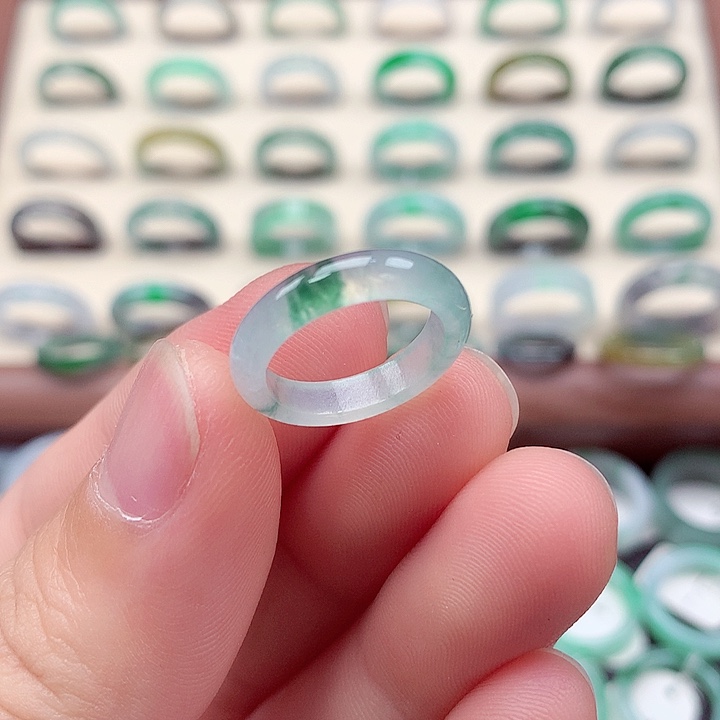 翡翠戒指未镶嵌6号