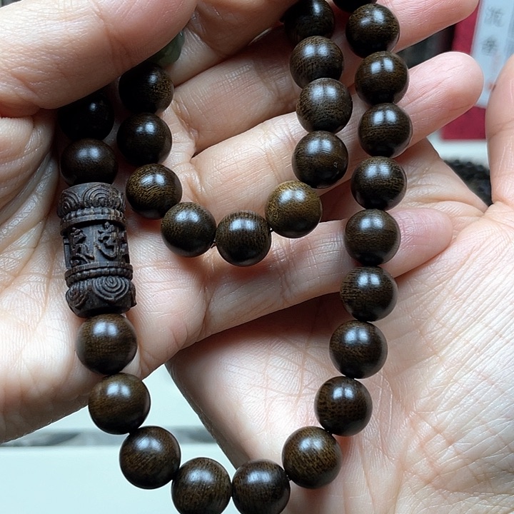 沉香手串流***…越南芽庄白奇楠