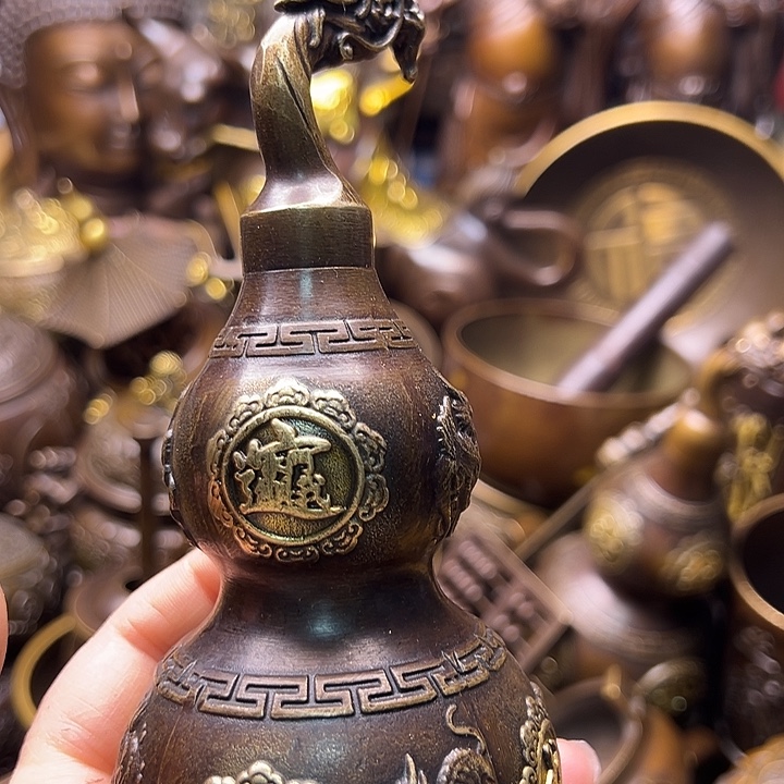 铜12233655896878896699