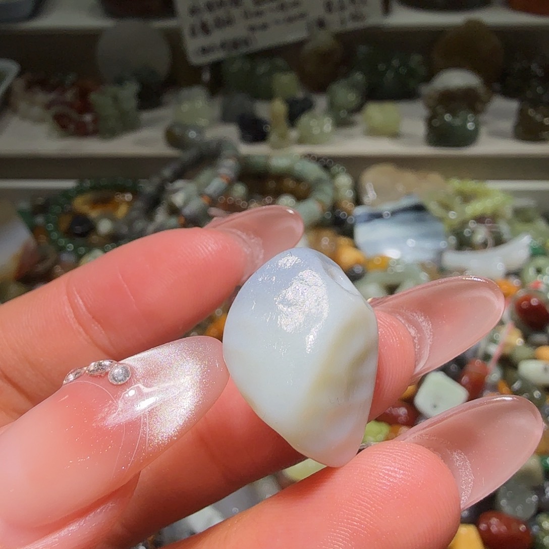 和田玉未镶嵌珠宝奇石