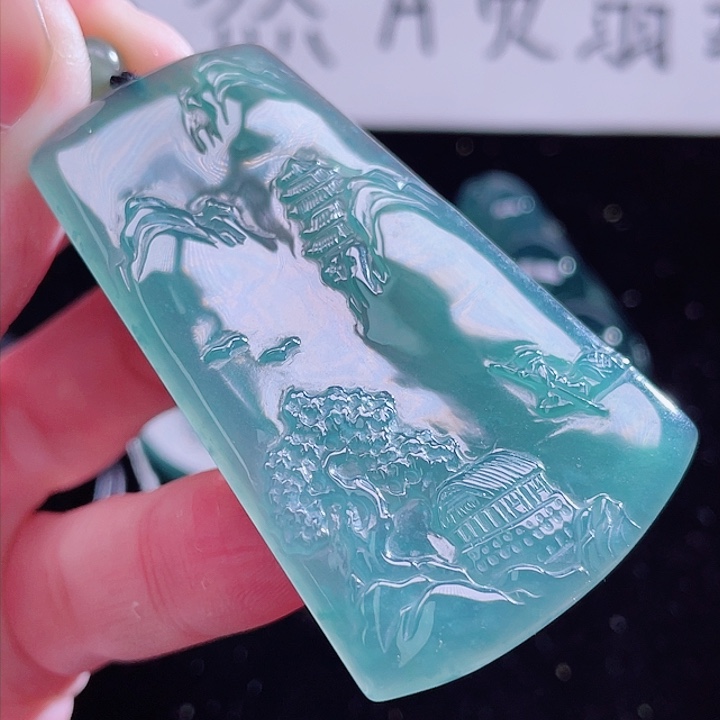 翡翠颈饰未镶嵌99999999999