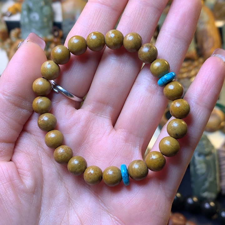 透闪石质玉手链未镶嵌