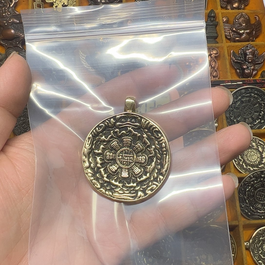用***4合金类啊哈哈真的好喜欢这个风格