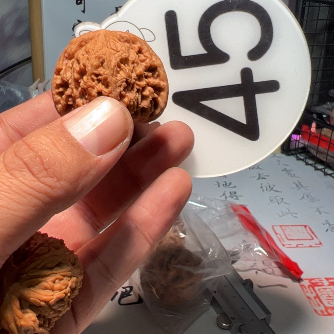 万***人文玩核桃，白色45号
