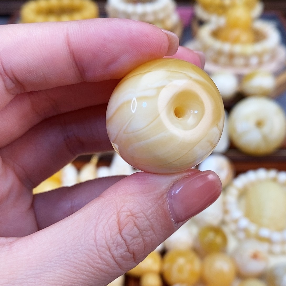 【闪购商品】蜜蜡手链未镶嵌吊牌