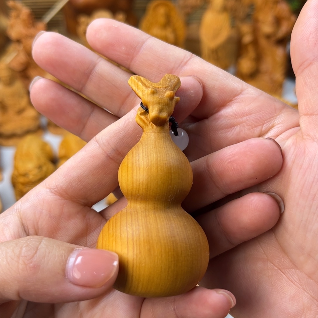 忠***己柏木（崖柏）龙头葫芦