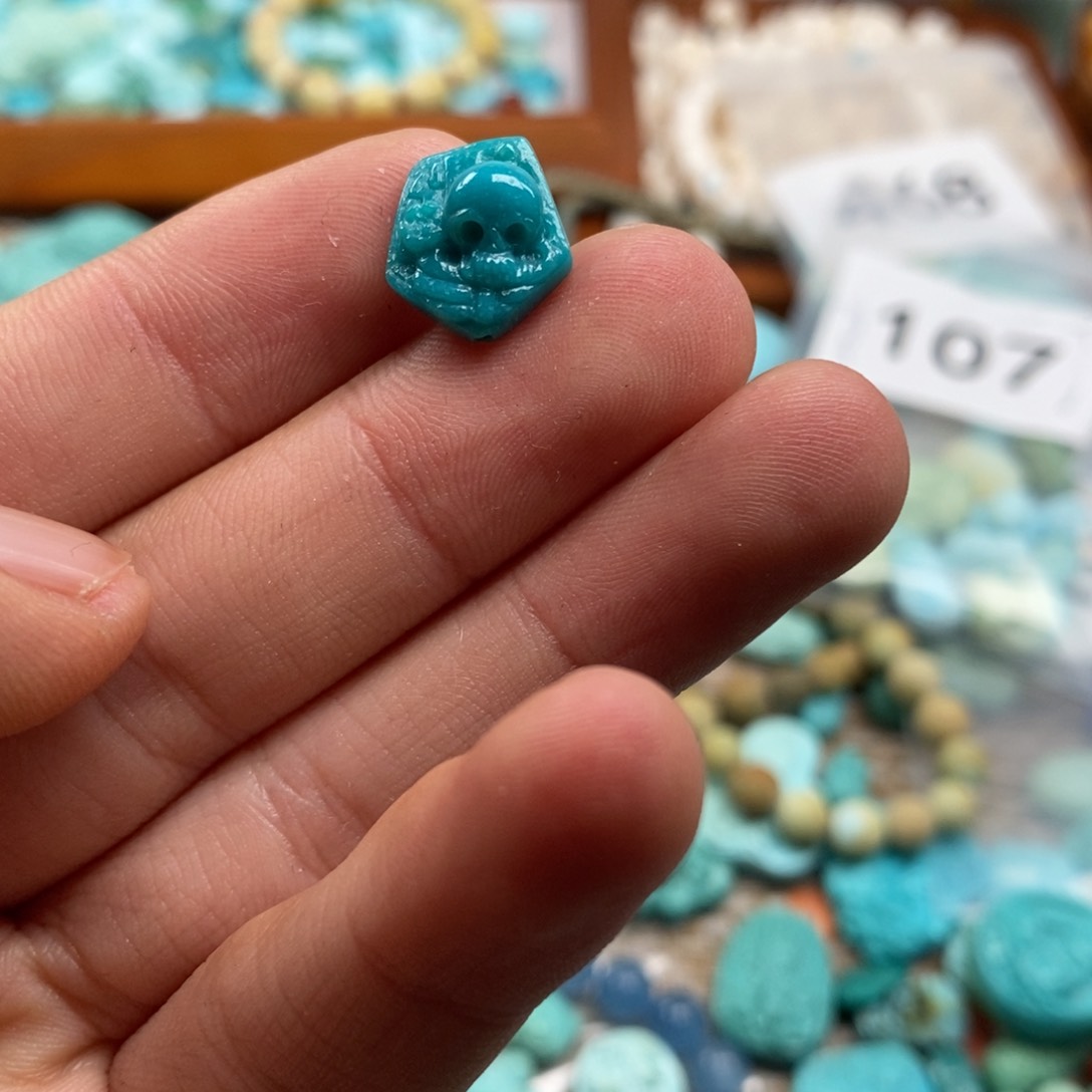 【闪购商品】绿松石100未镶嵌绿松石