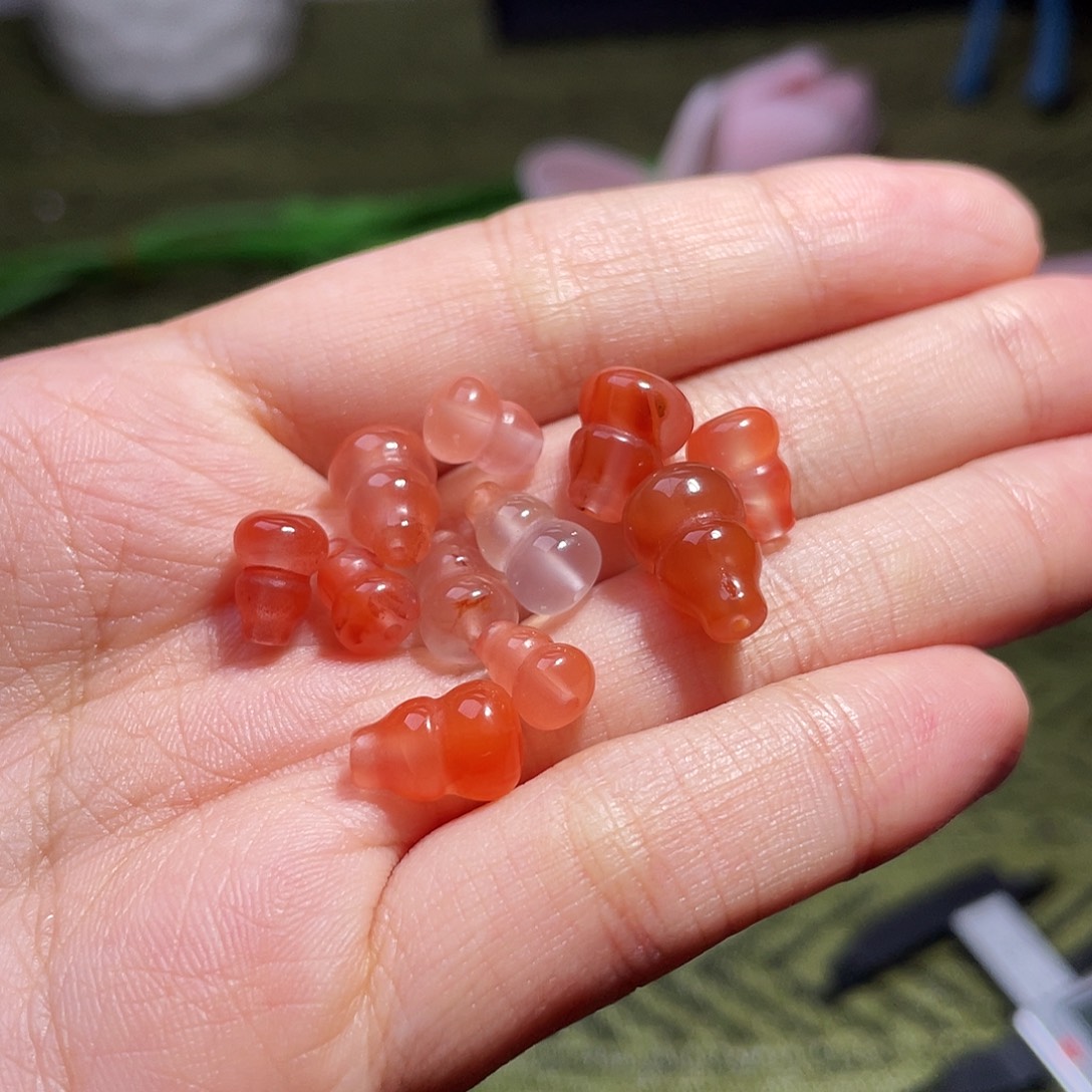 南红玛瑙未镶嵌摆件2742