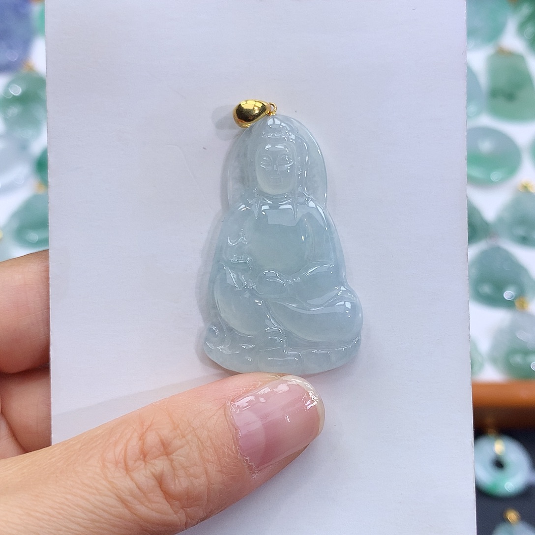 翡翠18K金镶嵌颈饰翡翠吊坠