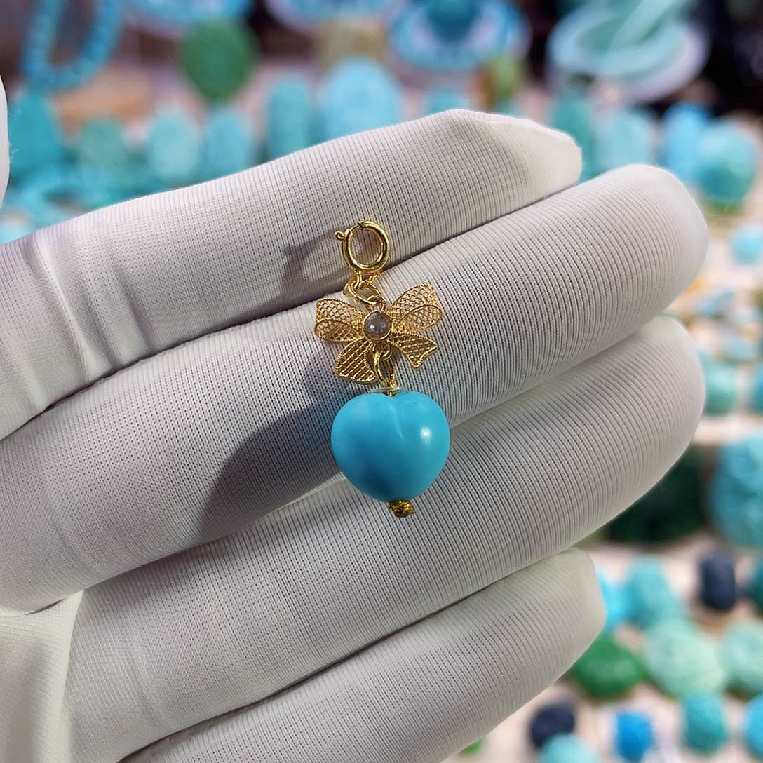 绿松石珠宝奇石18K金镶嵌