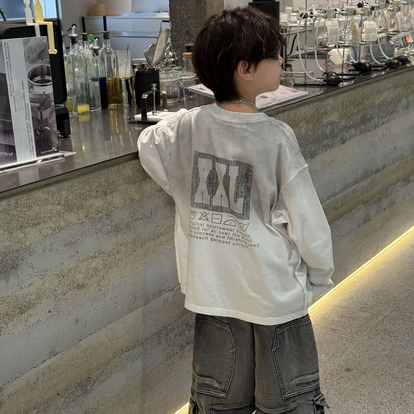 A.MU2025秋季新款儿童白色字母吊染T恤男童宽松设计感内搭打底衫