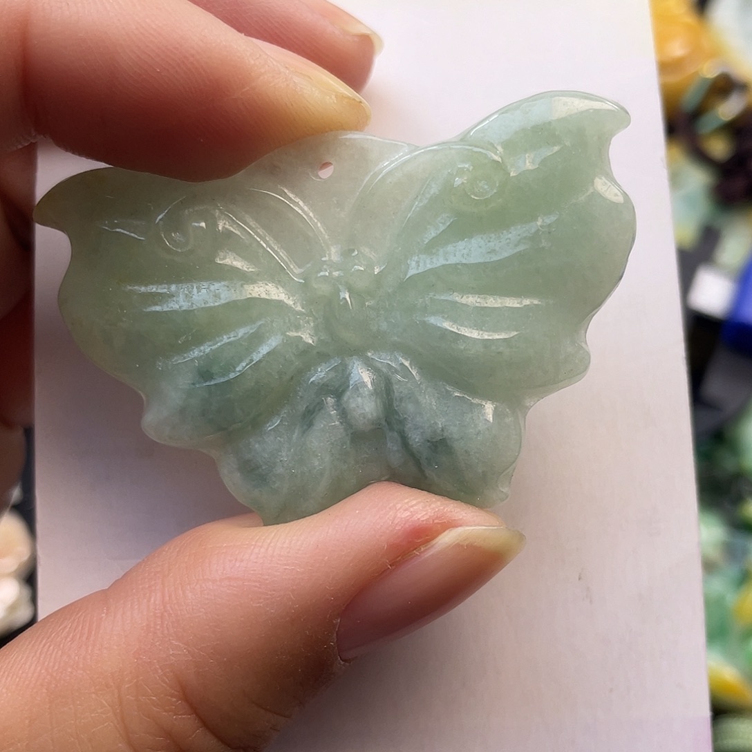 翡翠未镶嵌颈饰翡翠吊坠