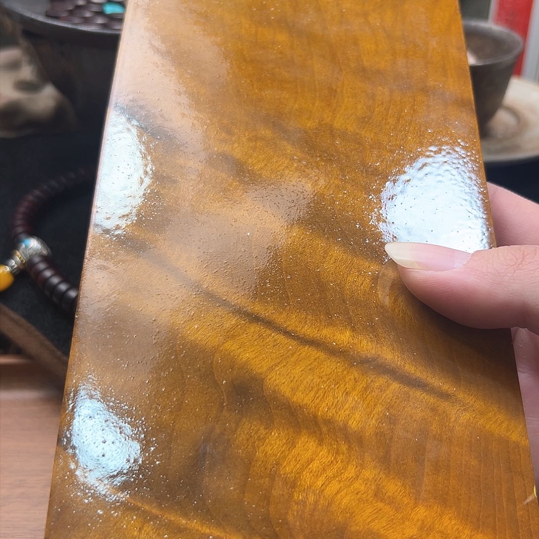 檀香紫檀（小叶紫檀）这个时候就不喜欢我