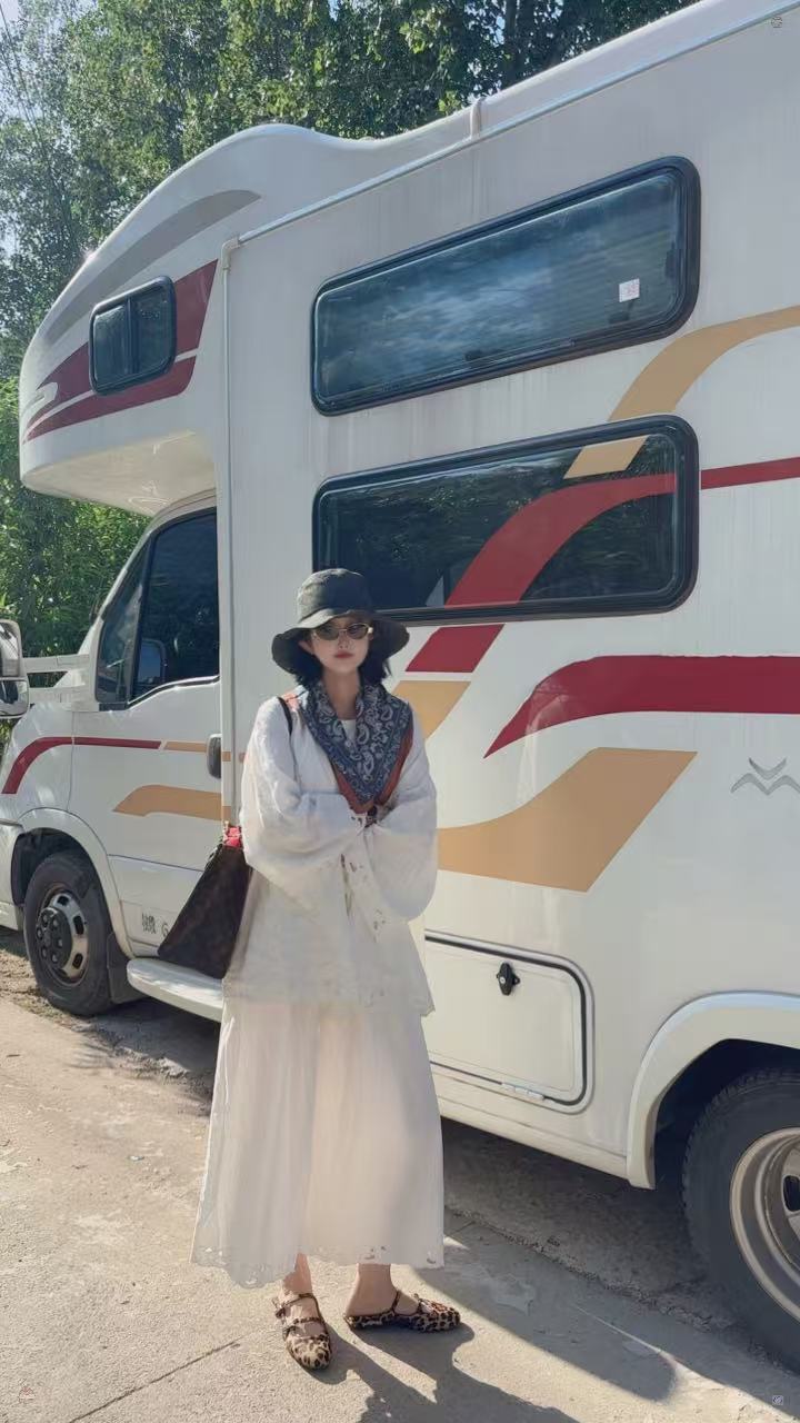 悦悦家451-500贴号链接高品气质纯色外套