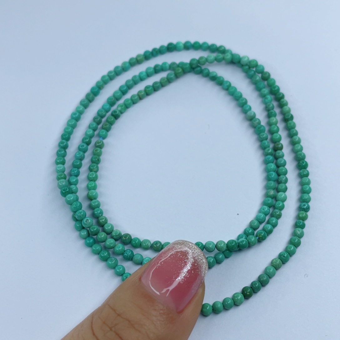 绿松石颈饰未镶嵌
