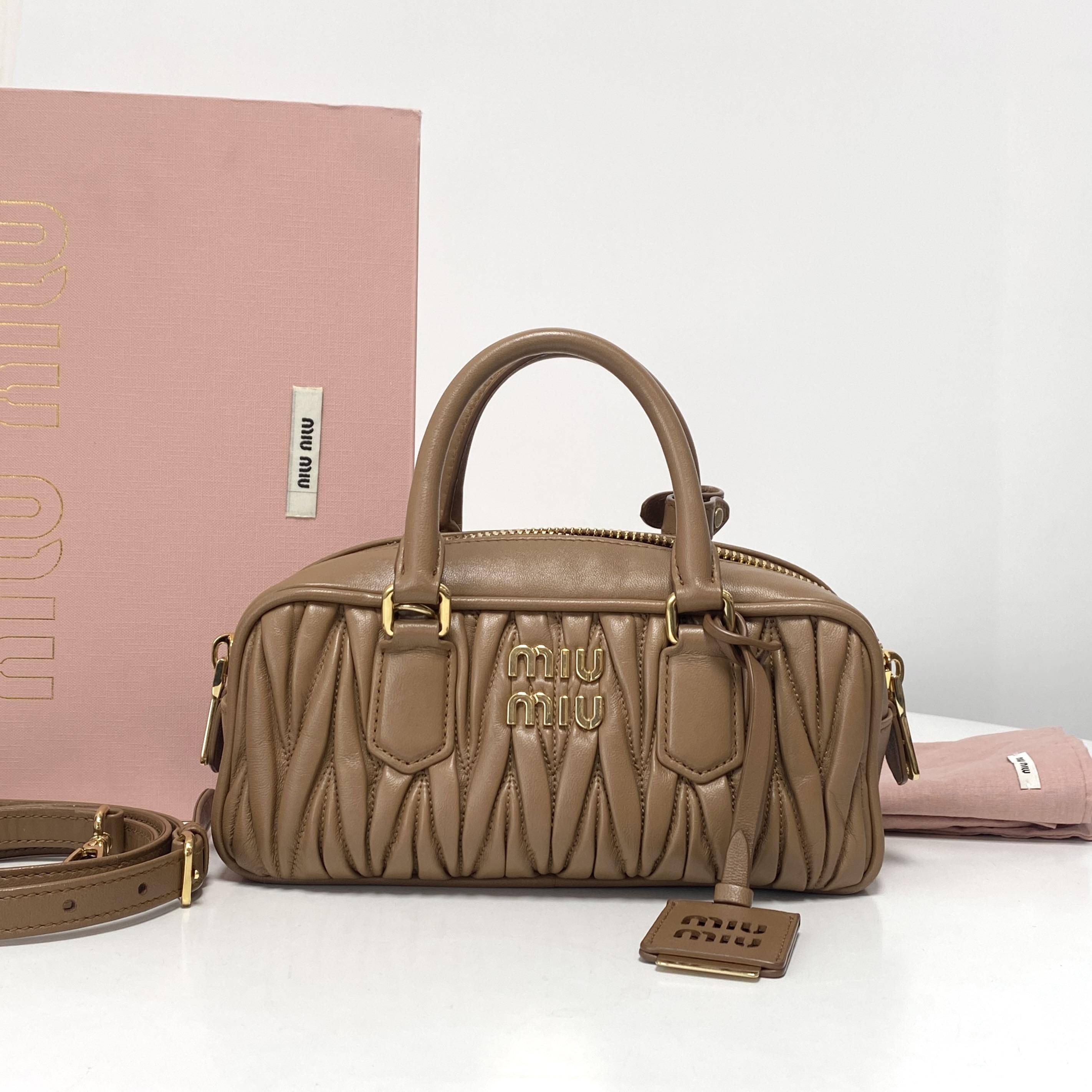 胖虎熙少/缪缪/95新/公价0/箱包/两用包/312501260007