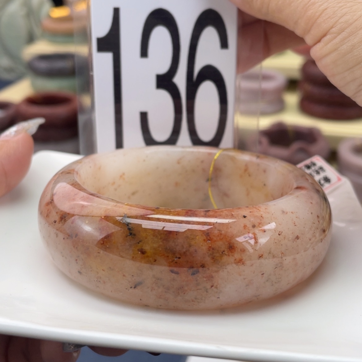 【闪购商品】石英质玉手镯未镶嵌