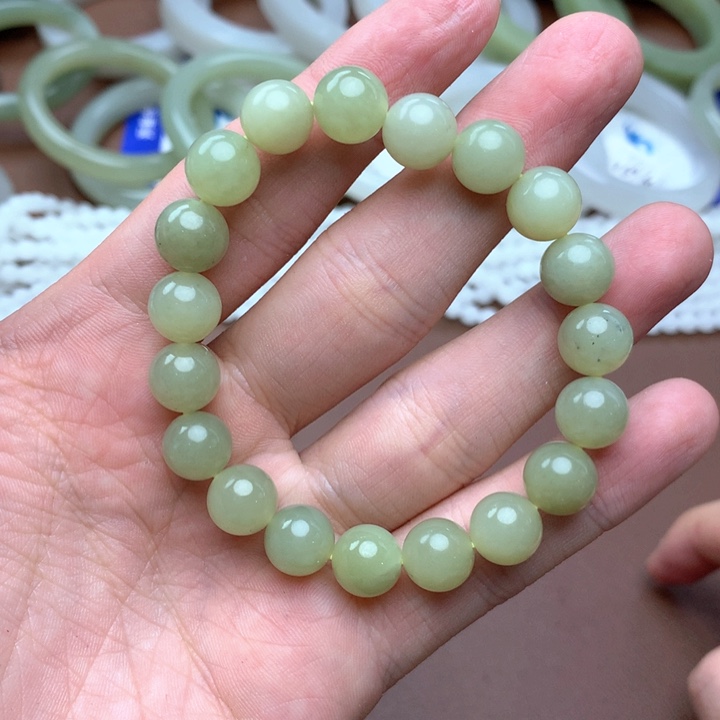 和田玉未镶嵌珠宝半成品