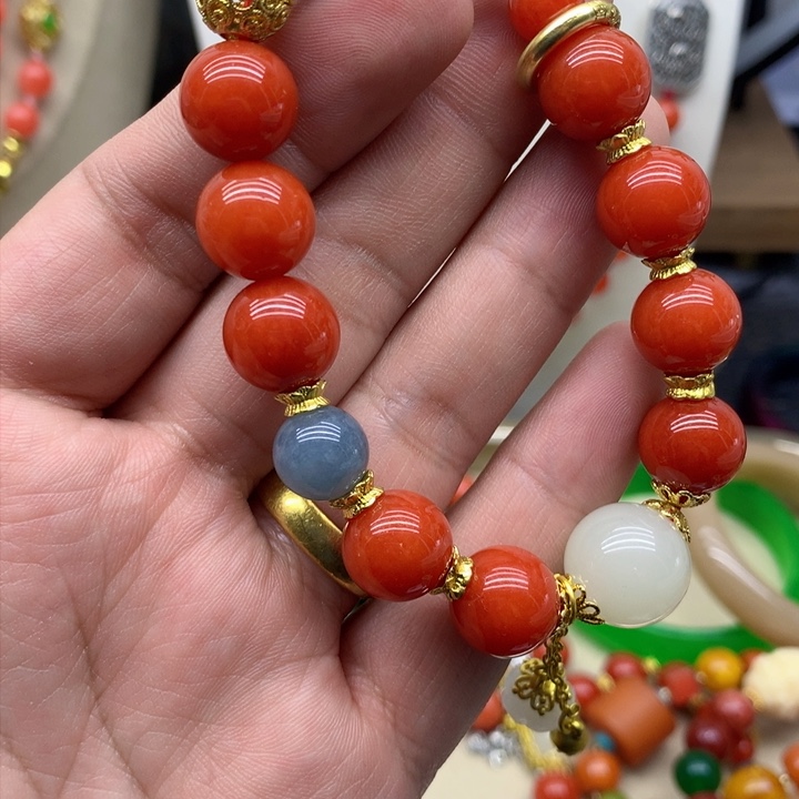 翡翠颈饰未镶嵌吊坠规格