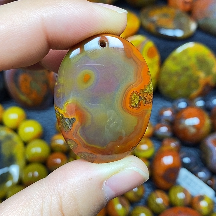 玛瑙/玉髓未镶嵌颈饰