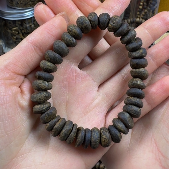 李***良沉香手串单圈奇楠沉香老料精品树丁