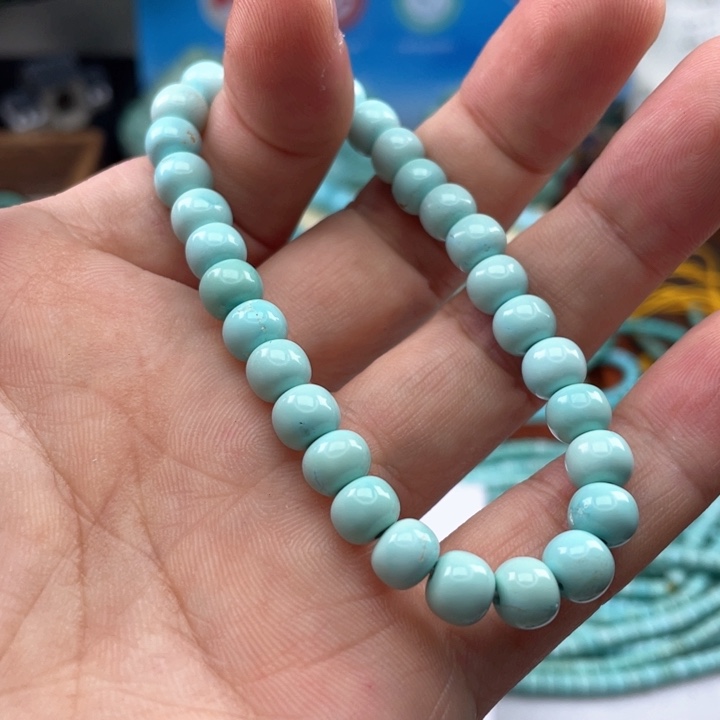 绿松石颈饰未镶嵌