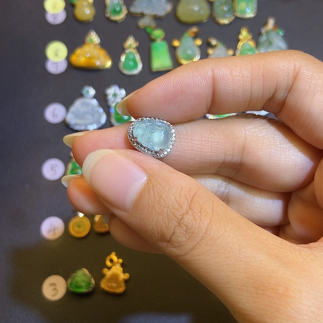 村***发翡翠银S925镶嵌吊坠(不含链)