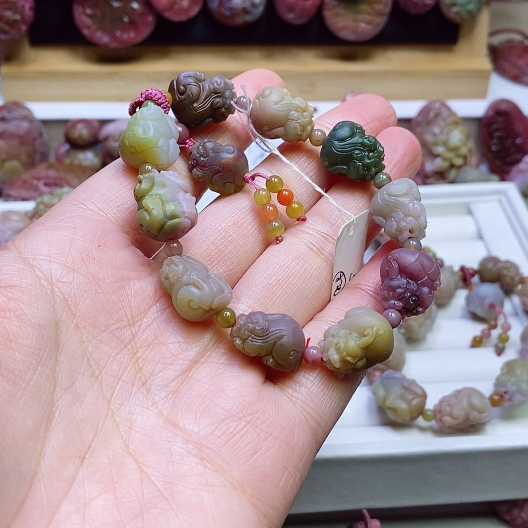 玛瑙/玉髓盐源玛瑙手链未镶嵌翻*猫