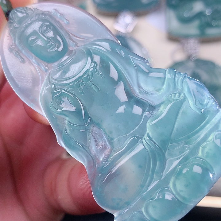 【闪购商品】翡翠颈饰未镶嵌天然翡翠