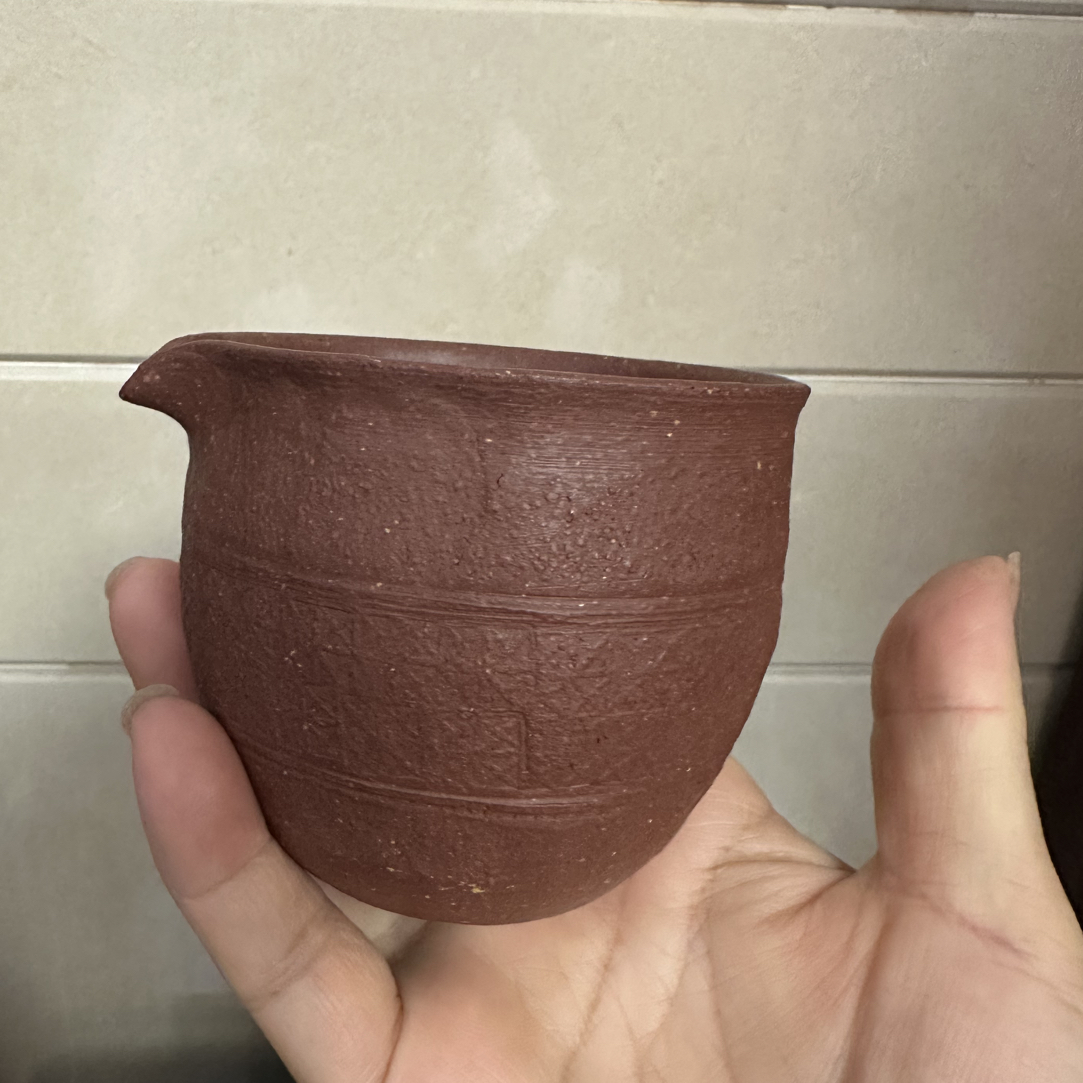 公道杯，168 cc，紫降坡泥，全手制作