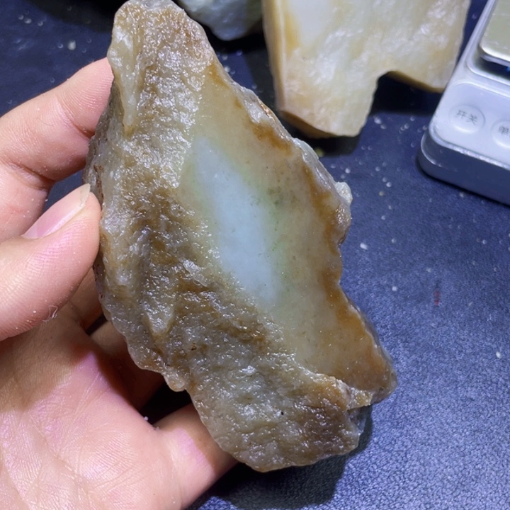 未镶嵌和田玉珠宝半成品