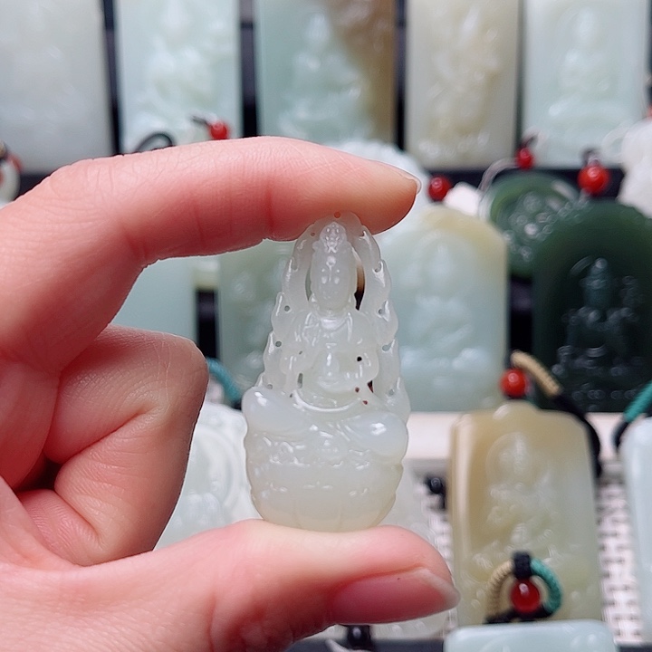 和田玉未镶嵌挂件