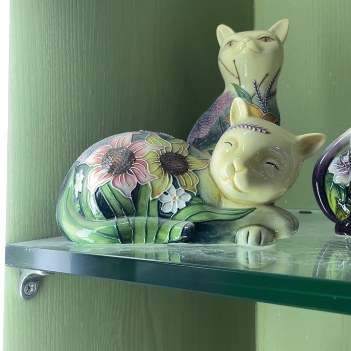 陶向日葵猫咪一只