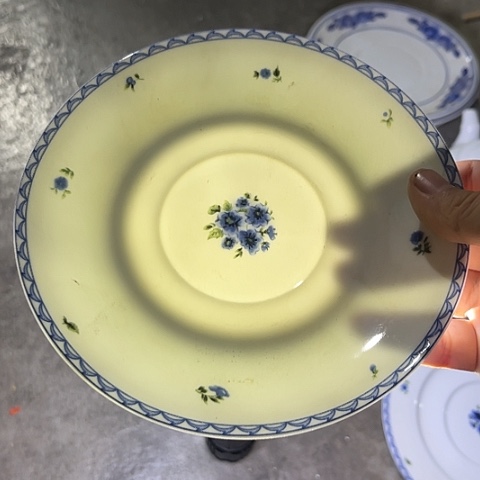 陶瓷6寸碟一个陶瓷