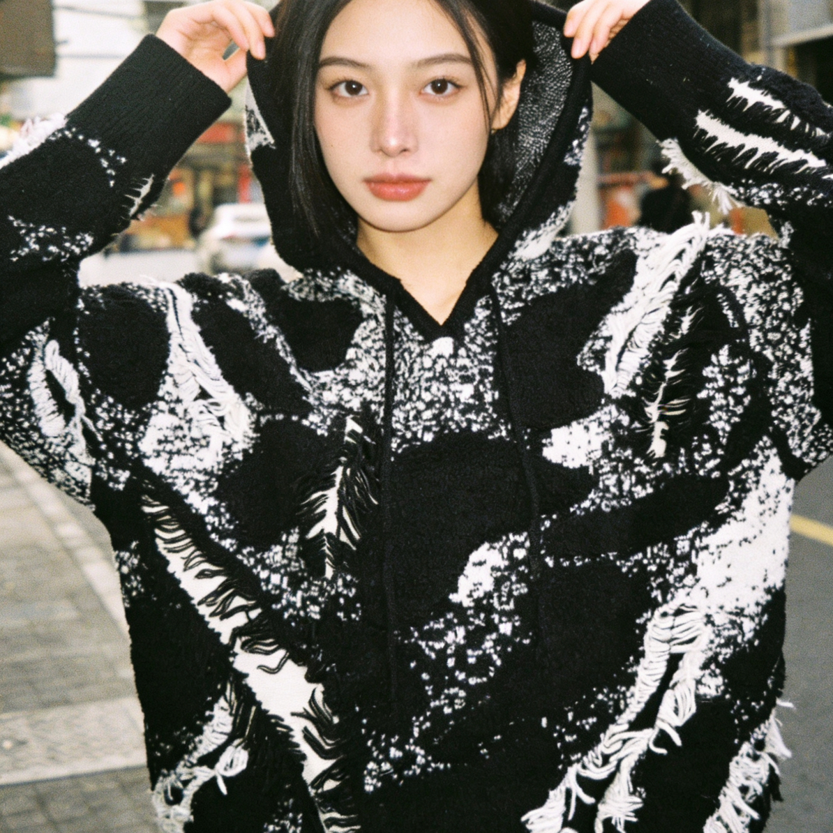 法式设计感小众扎染泼墨连帽针织衫女冬轻奢羊毛衫7423