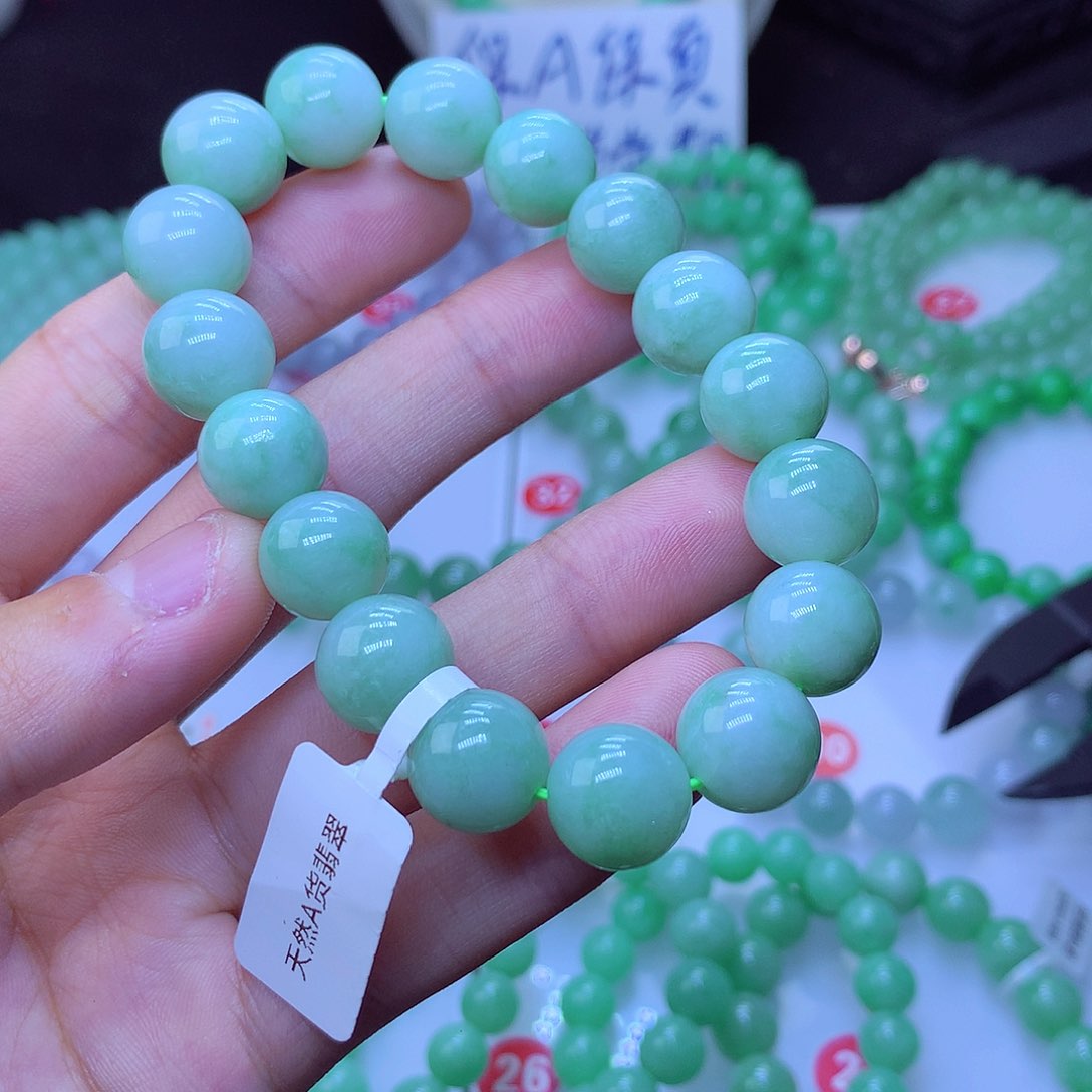 翡翠毛衣链未镶嵌