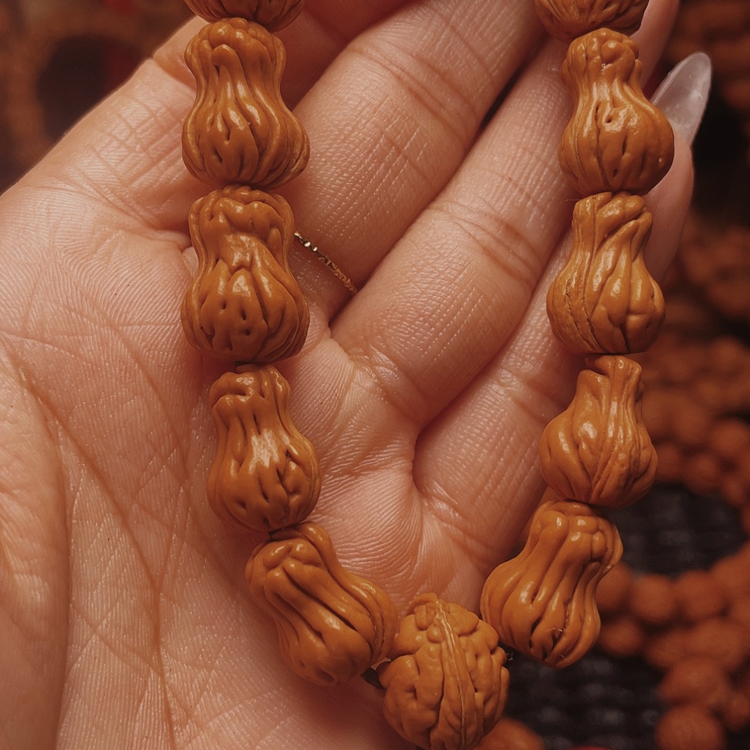 吊坠桃核龙纹桃枭挂件