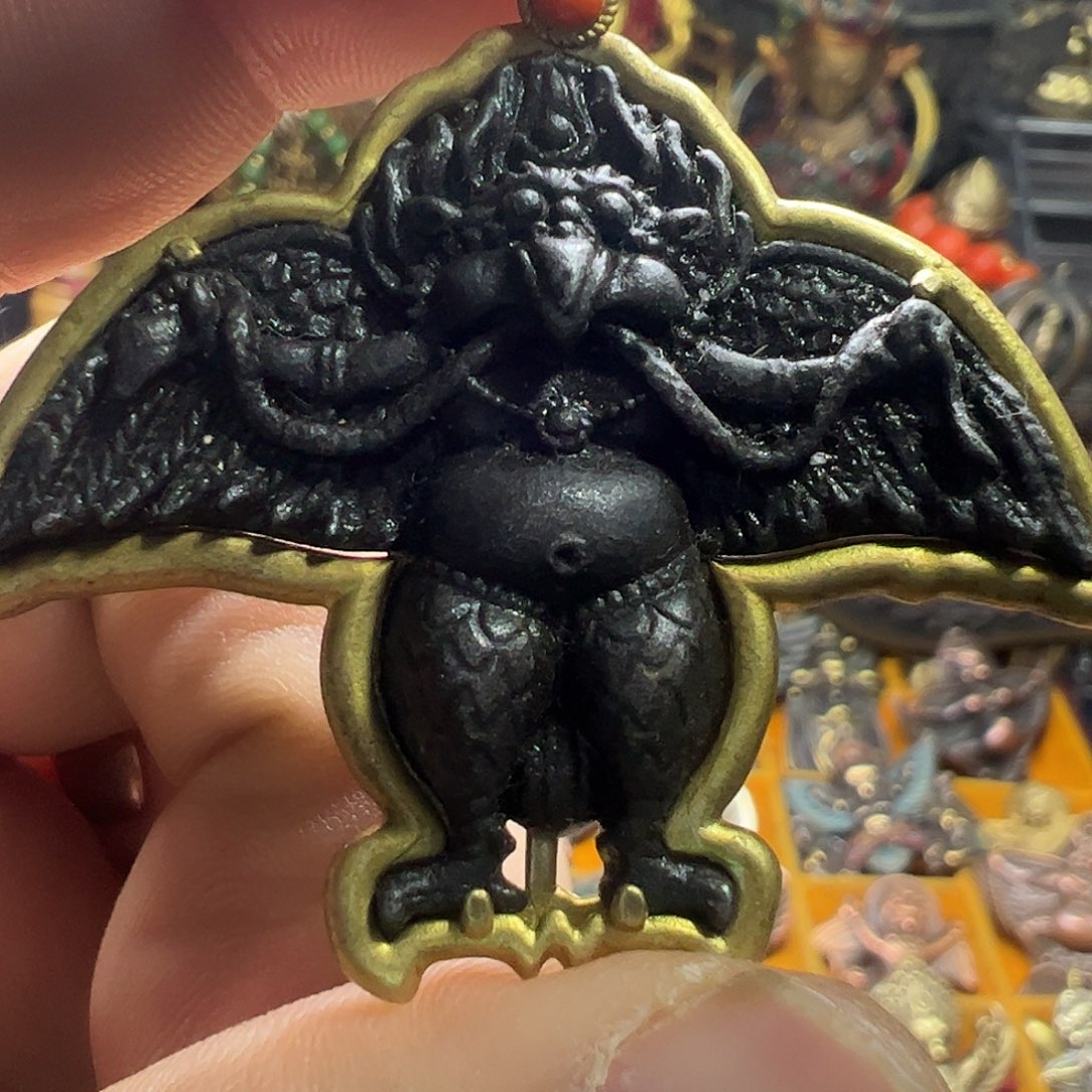 铜啊哈哈真的好喜欢这个风格