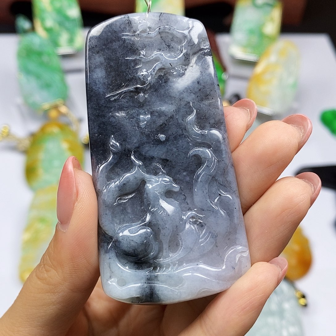 颈饰未镶嵌翡翠天然翡翠A货