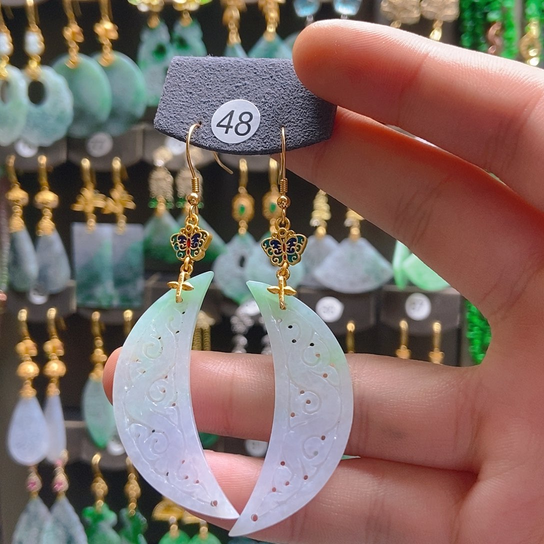 翡翠未镶嵌耳饰翡翠