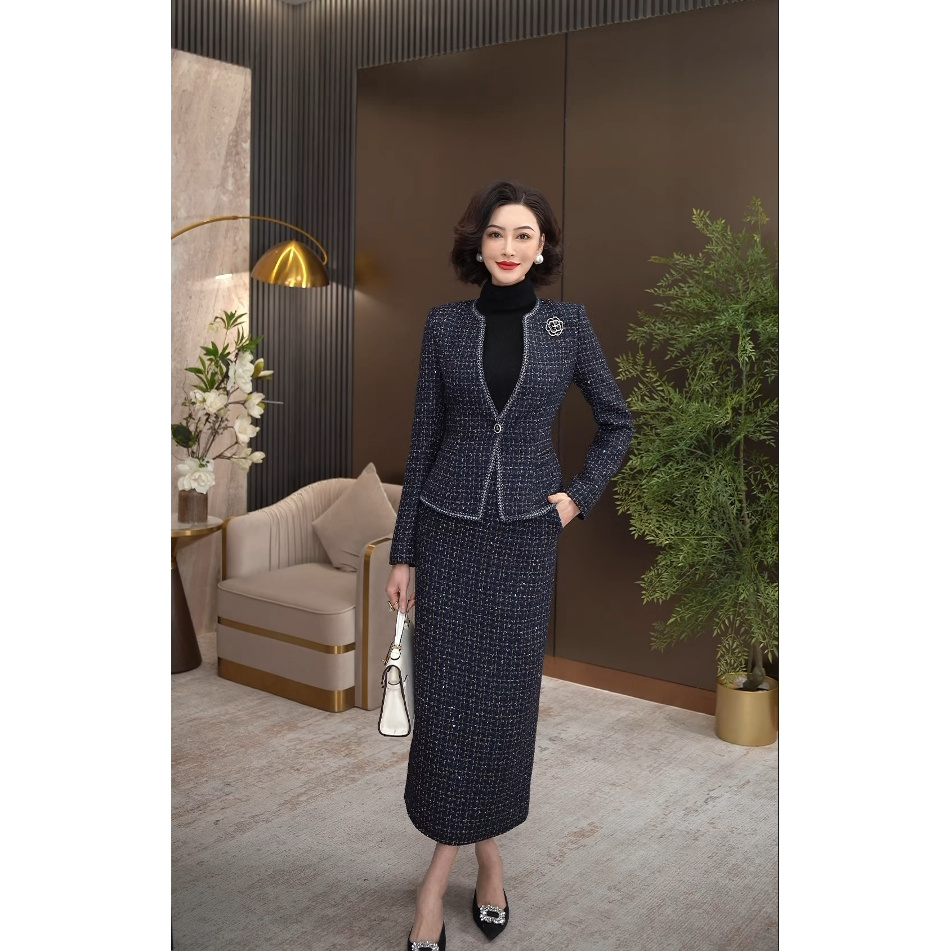 2025年藏蓝色编织粗花呢亮丝手工串片气质两件套套装WF4062