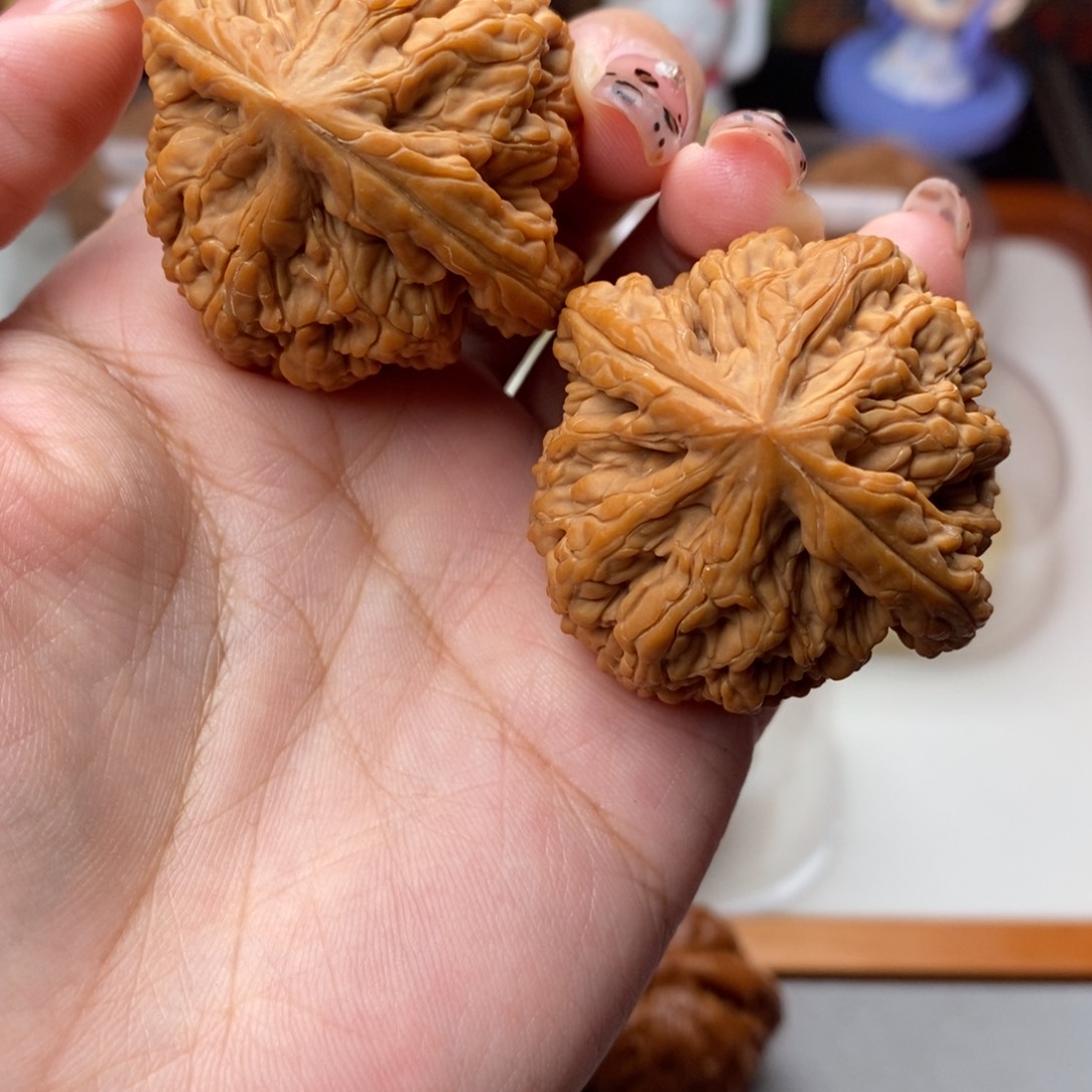 Y***Y吊坠文玩核桃41虎头王