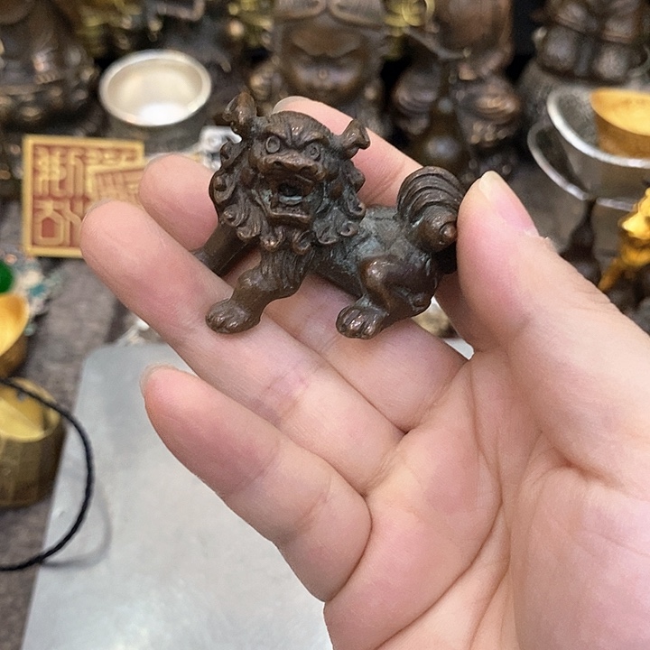铜器工艺品一个一个