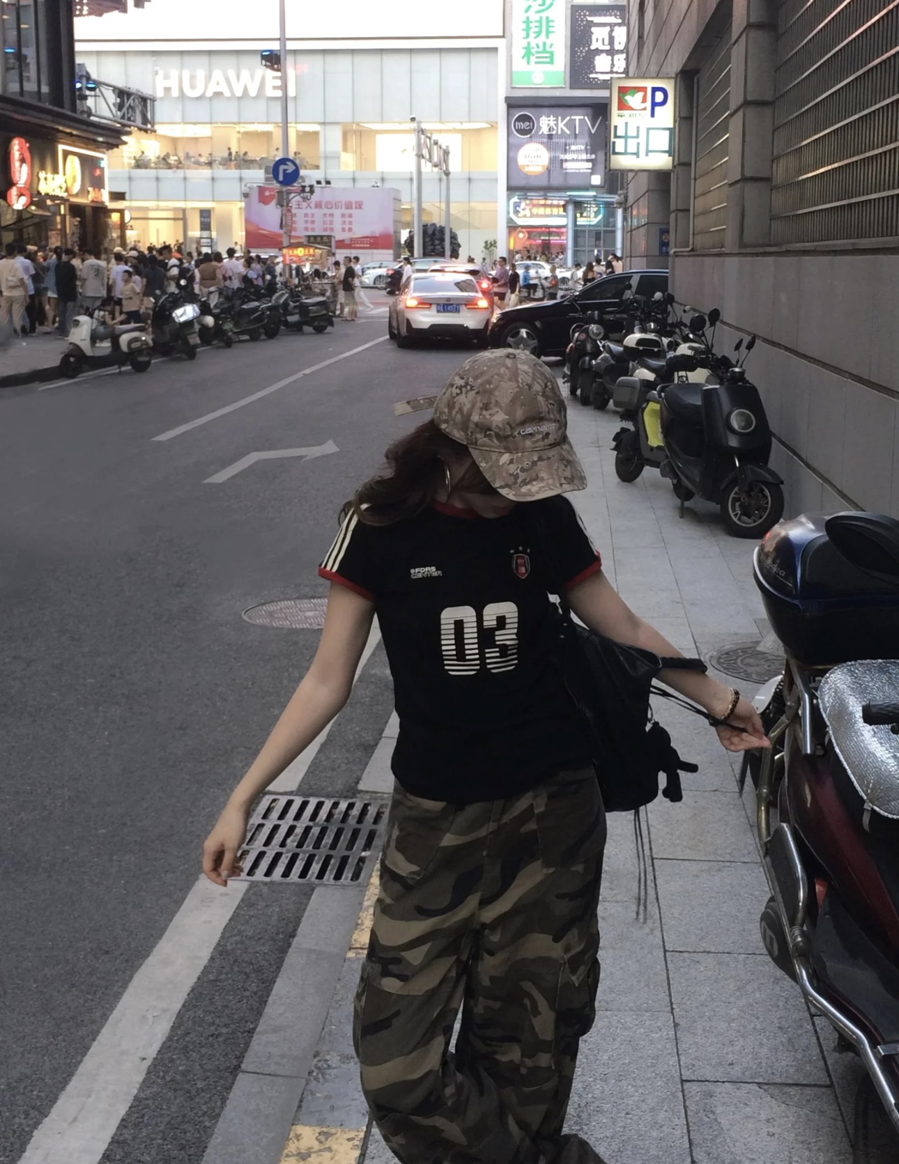 宝藏短袖！！太显身材了！复古03织带修身短袖T恤 女款（微瑕）