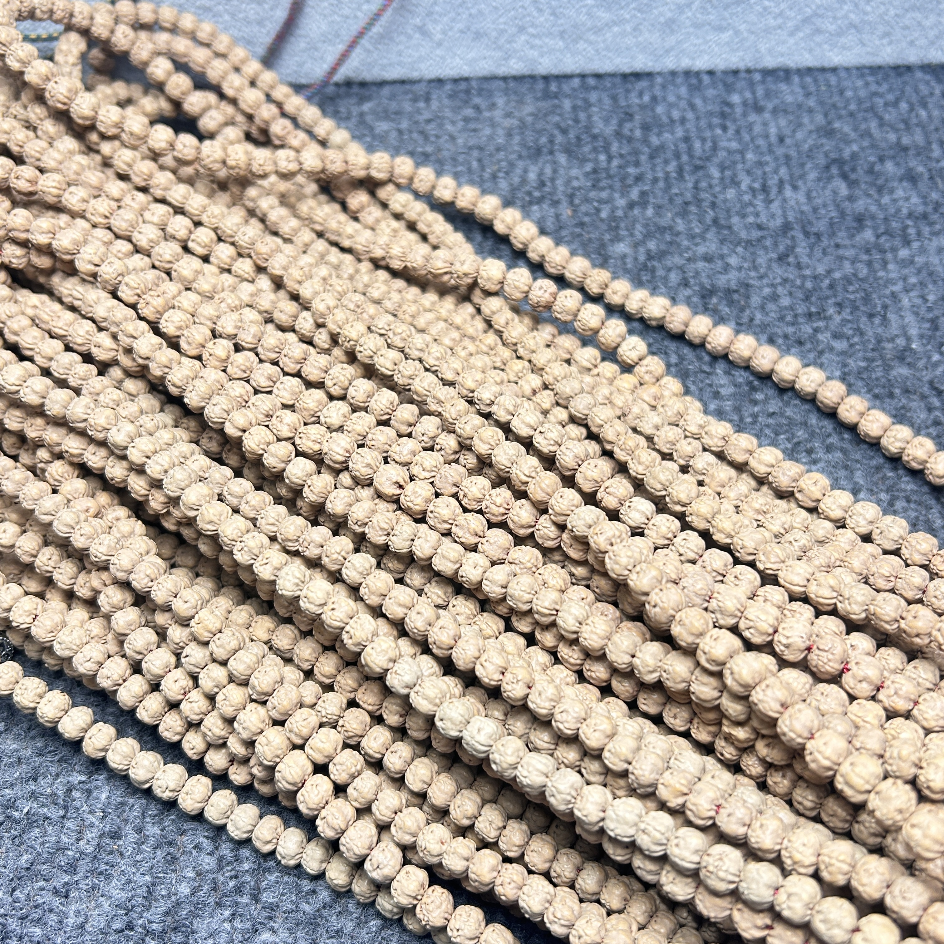 金刚菩提佛手长串5-6mm左右礼盒发货加皮袋