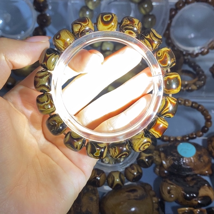 香榧木狼*血柳精品12对眼