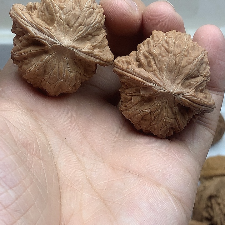 时***光文玩核桃吊坠40磨盘