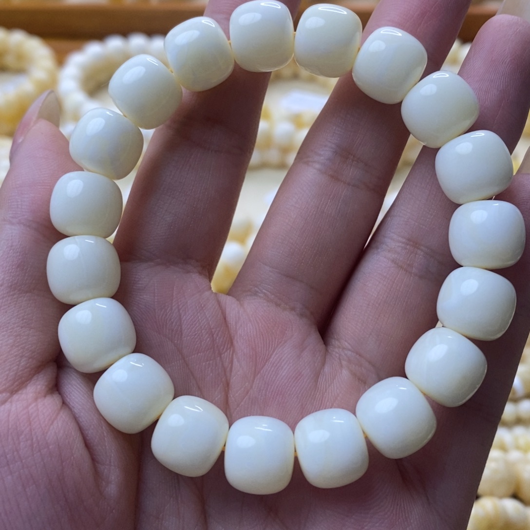 琥珀未镶嵌手链琥珀