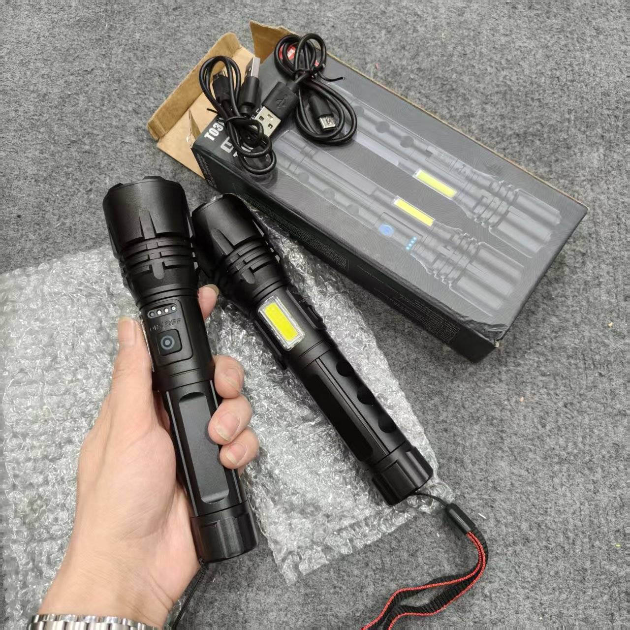 黑色手电筒  LED多功能 规格可选