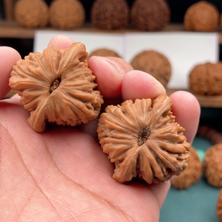 文玩核桃把件文玩核桃平谷四座楼